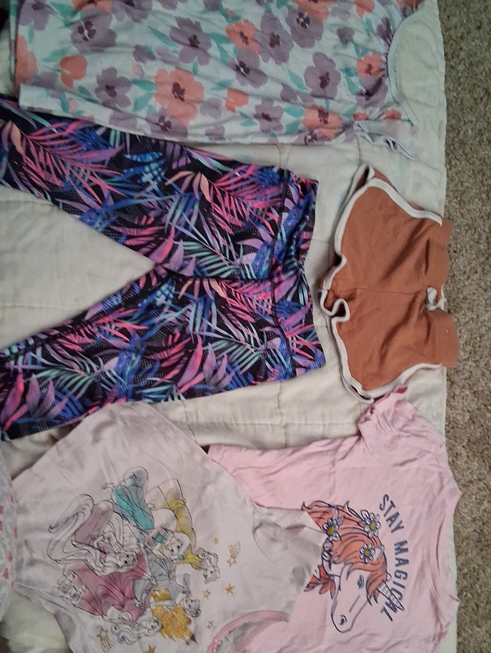 Kids Multi-Color Palm Print Leggings , nightgown, 2-shirts, shorts bundle